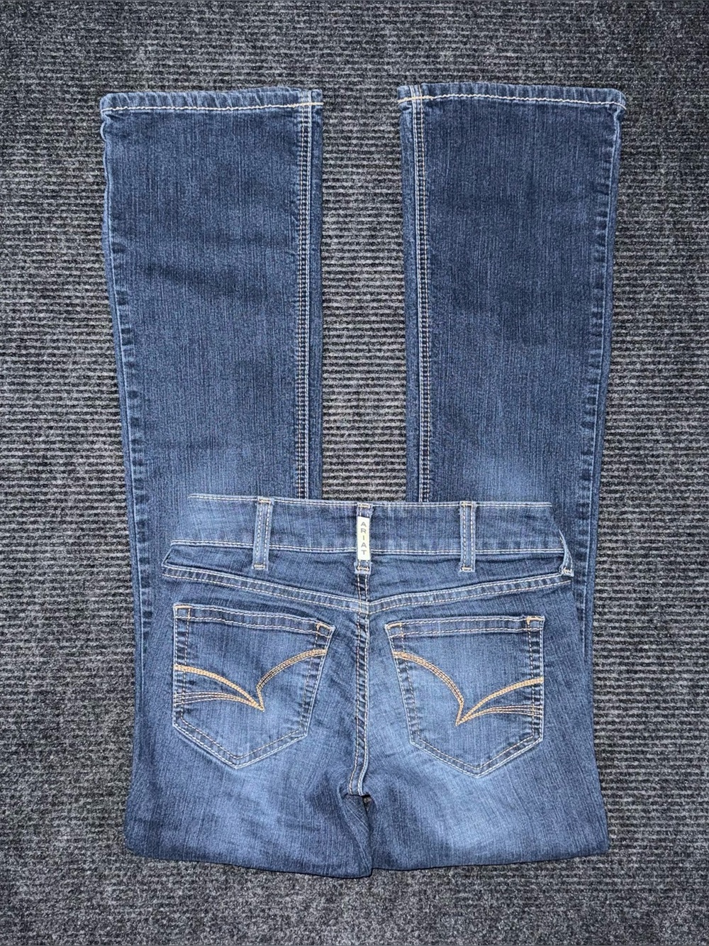 Ariat REAL Mid Rise Arrow Fit Jocelyn Boot Cut Jean 26 x 34 LONG 10036087 EUC
